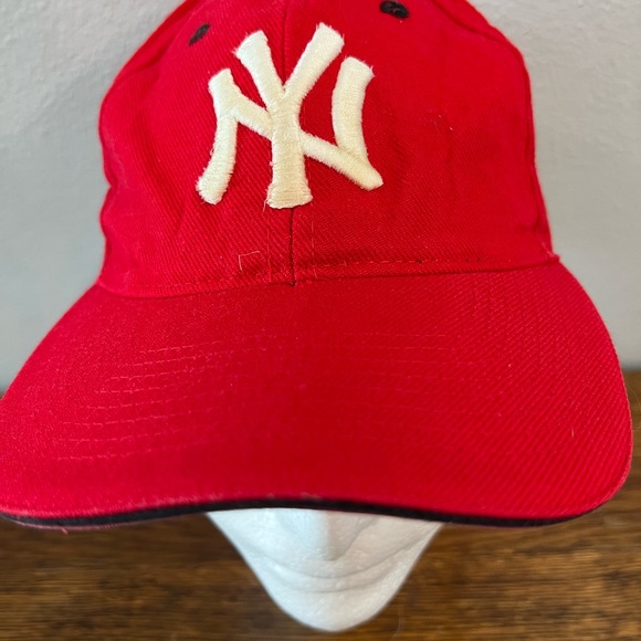 New York Yankees Red Baseball Cap “Monchito” Embroidered Spellout Hook/Loop back - Picture 8 of 8